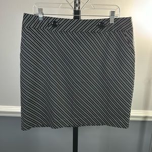 NWOT Worthington size 14 skirt